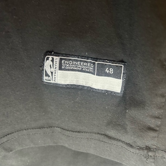 Nike L.A Laker NBA compression T-shirt - Picture 2 of 5